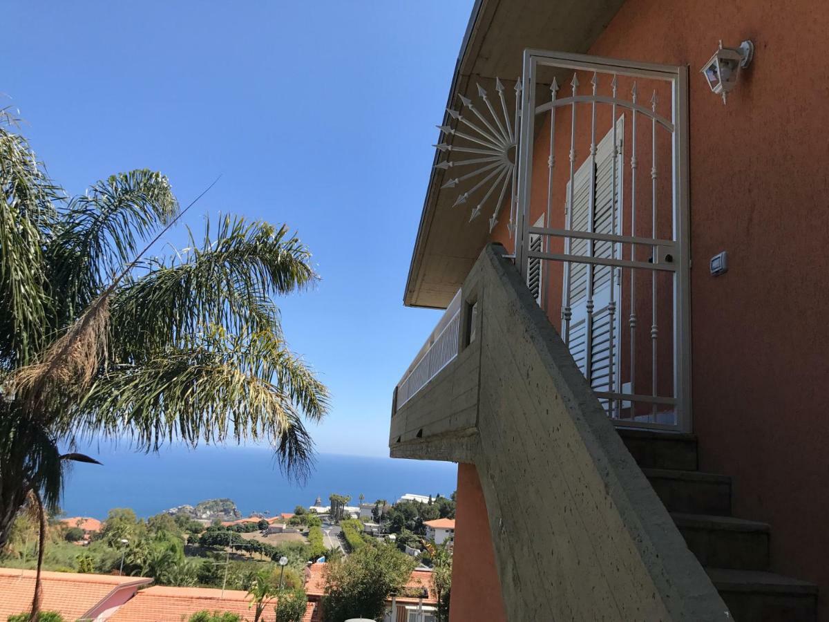 Casa Mira Apartment Aci Trezza Bagian luar foto